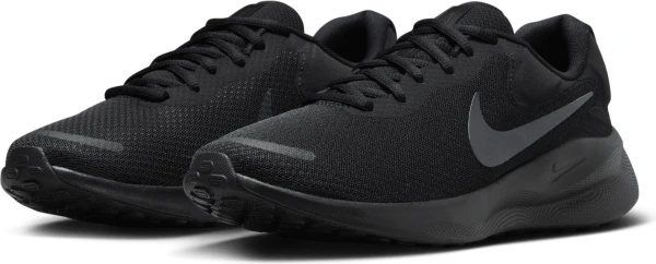 Кроссовки беговые Nike REVOLUTION 7 черные FB2207-005