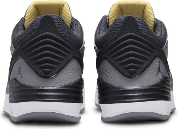 Кроссовки Nike JORDAN MAX AURA 5 серые DZ4353-007