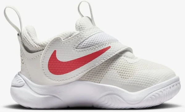 Кроссовки детские Nike TEAM HUSTLE D 11 (TD) бело-красные DV8995-102