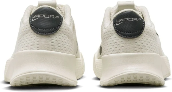 Кросівки тенісні жіночі Nike VAPOR LITE 2 HC бежеві DV2019-003