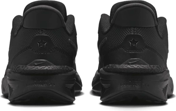 Кроссовки беговые детские Nike STAR RUNNER 4 NN (GS) черные DX7615-002