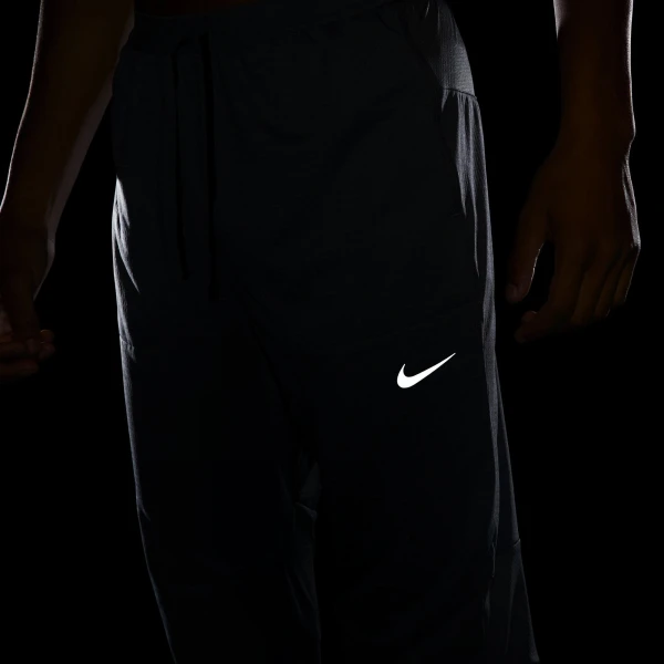 Спортивные штаны Nike PHENOM ELITE KNIT PANT серые DQ4740-084