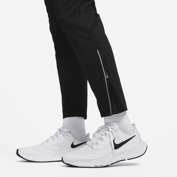 Спортивні штани Nike PHENOM ELITE KNIT PANT чорні DQ4740-010