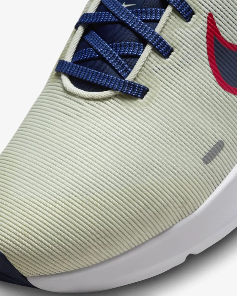 Кросівки бігові Nike DOWNSHIFTER 12 блідо-зелено-сині DD9293-012