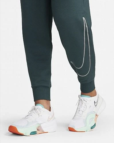 Спортивные штаны женские Nike ONE DF PANT PRO GRX зеленые FB5575-328