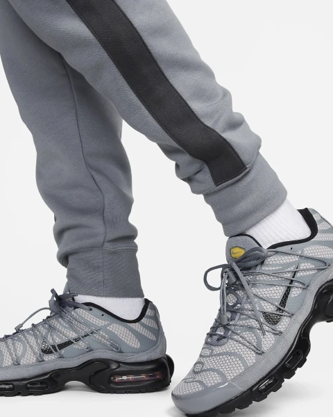 Спортивні штани Nike S AIR CARGO PANT FLC BB сірі FN7693-065