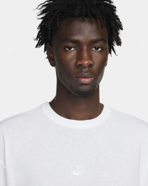 Футболка Nike M NSW PREM ESSNTL SUST TEE белая DO7392-101