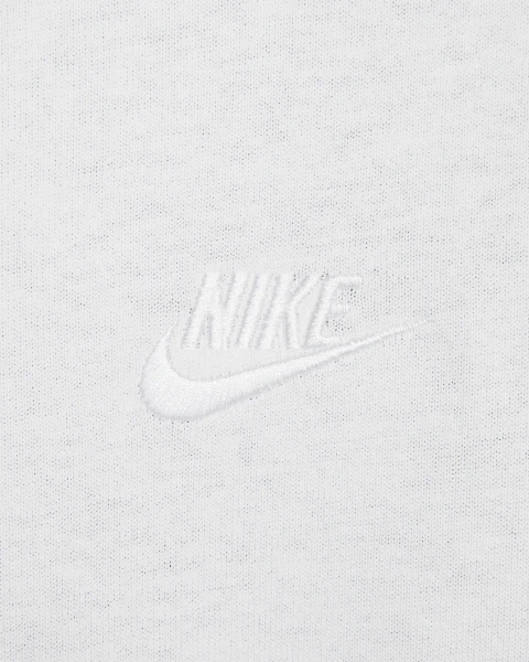 Футболка Nike M NSW PREM ESSNTL SUST TEE белая DO7392-101