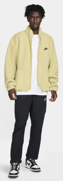 Футболка Nike M NSW PREM ESSNTL SUST TEE белая DO7392-101