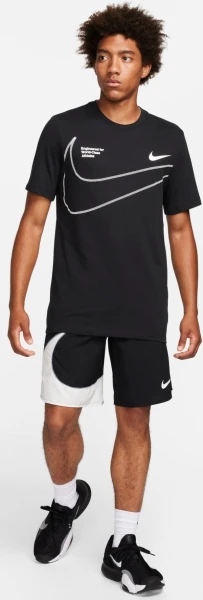 Футболка Nike DF TEE Q5 чорна FN0843-010