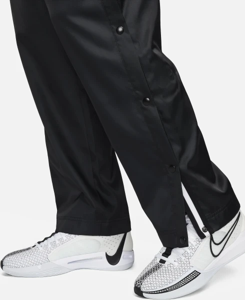 Спортивные штаны Nike M NK DNA WVN PANT TA RPL SSNL черные  FN2726-010