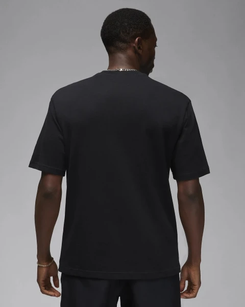 Футболка Nike M J BRAND SNKR PTCH SS CREW черная FN5982-010