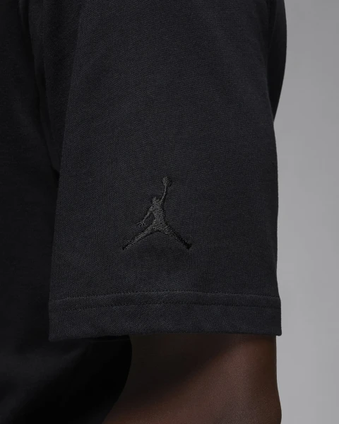 Футболка Nike M J BRAND SNKR PTCH SS CREW черная FN5982-010