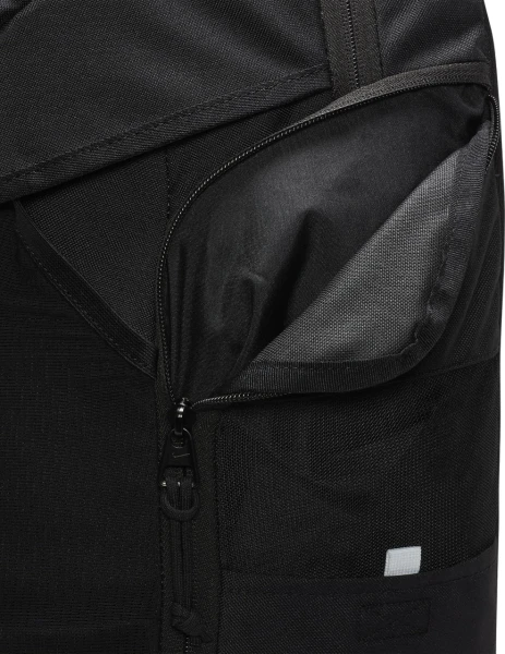 Рюкзак Nike NK ACDMY TEAM BKPK 2.3 30L чорний DV0761-011
