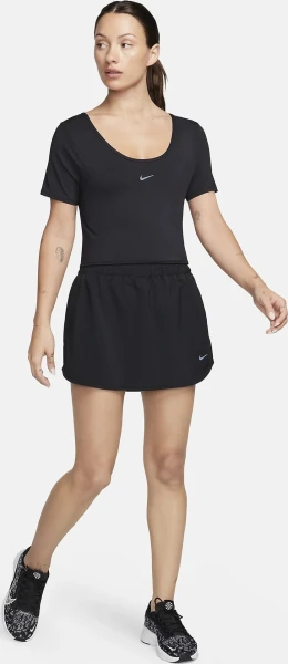 Топ жіночий Nike W NK ONE CLASSIC DF TWST SS TP чорний FN2851-010
