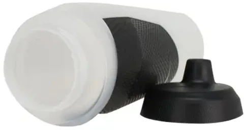 Пляшка для води Nike HYPERSPORT BOTTLE 20 OZ 600 мл прозоро-чорна N.100.0717.915.20