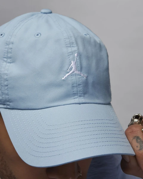 Кепка Nike J CLUB CAP US CB JUMPMAN голубая FD5185-436