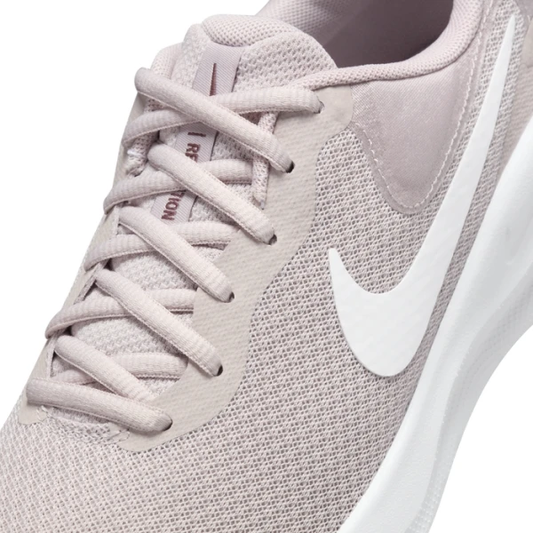 Кроссовки беговые женские Nike W REVOLUTION 7 светло-фиолетовые FB2208-007