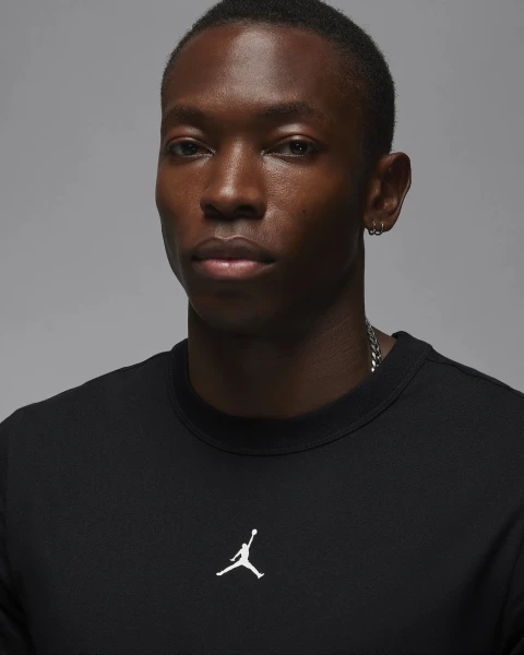 Футболка Nike MJ DF SPRT SS TOP чорна FN5829-010