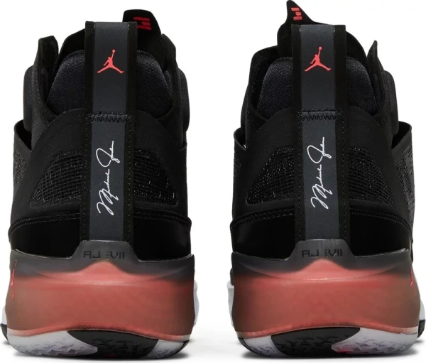 Кросівки баскетбольні Nike JORDAN AIR XXXVII чорні DD6958-091