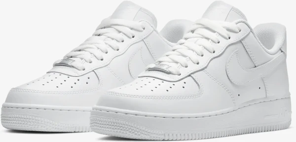 Кросівки жіночі Nike AIR FORCE 1 07 білі DD8959-100