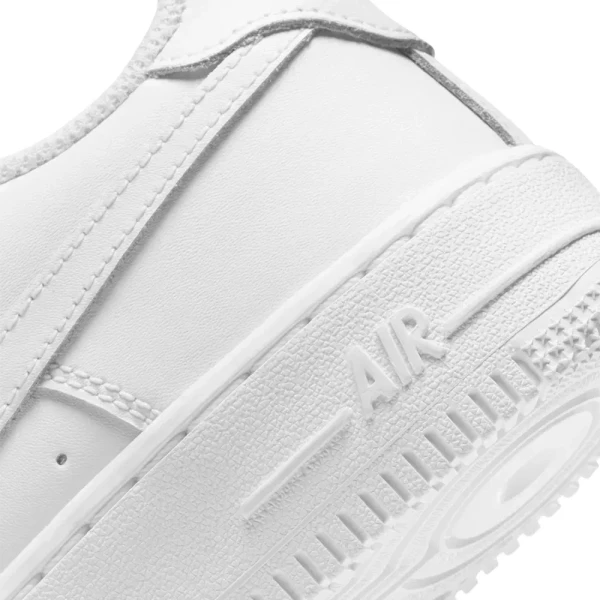 Кросівки дитячі Nike AIR FORCE 1 LE (GS) білі DH2920-111