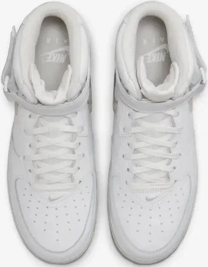 Кроссовки Nike AIR FORCE 1 MID '07 белые DZ2672-101