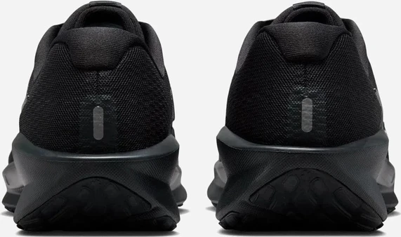 Кросівки бігові Nike DOWNSHIFTER 13 чорні FD6454-003
