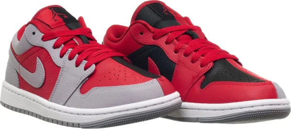 Кросівки жіночі Nike AIR JORDAN 1 LOW SE червоно-чорно-сірі DR0502-600
