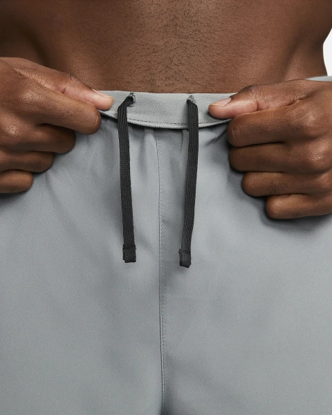 Шорти для бігу Nike M NK DF CHALLENGER 72IN1 SHORT сірі DV9357-084