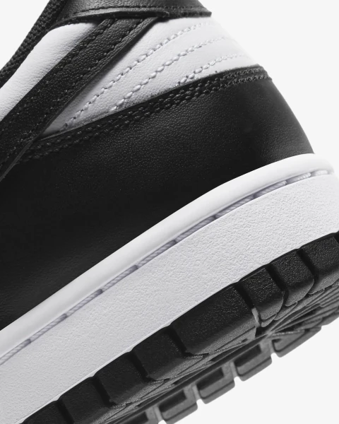 Кросівки Nike DUNK LOW RETRO біло-чорні DD1391-100