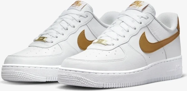 Кроссовки женские Nike AIR FORCE 1 '07 NEXT NATURE бело-золотые DN1430-104