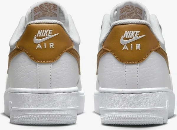 Кроссовки женские Nike AIR FORCE 1 '07 NEXT NATURE бело-золотые DN1430-104