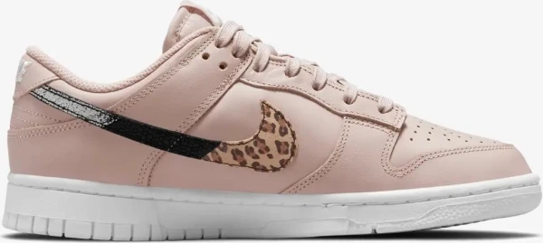 Кросівки жіночі Nike DUNK LOW SE бежеві DD7099-200