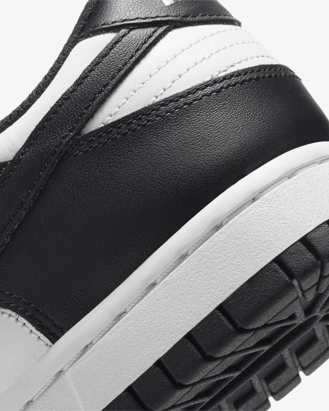 Кросівки жіночі Nike W DUNK LOW біло-чорні DD1503-101