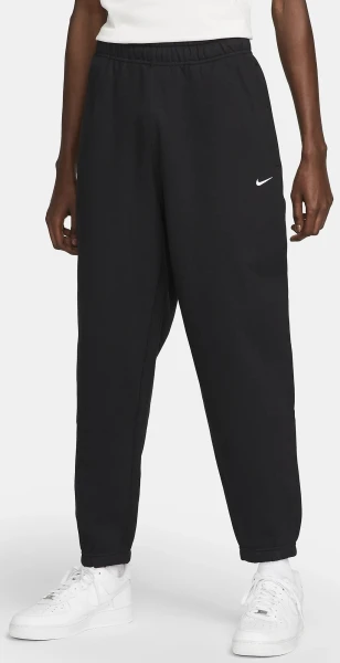 Спортивные штаны Nike SOLO SWOOSH FLEECE JOGGERS черные DX1364-010