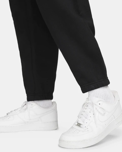 Спортивные штаны Nike SOLO SWOOSH FLEECE JOGGERS черные DX1364-010