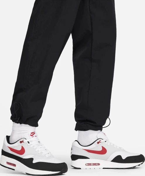 Спортивные штаны Nike SPORTSWEAR SW AIR TRACK черные FZ8371-010