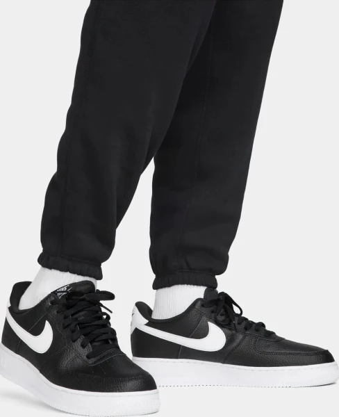Спортивные штаны Nike M NK CLUB BB CF PANT ARCH GX черные FV4453-010
