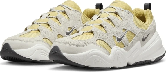 Кросівки жіночі Nike W TECH HERA бежево-жовті DR9761-700