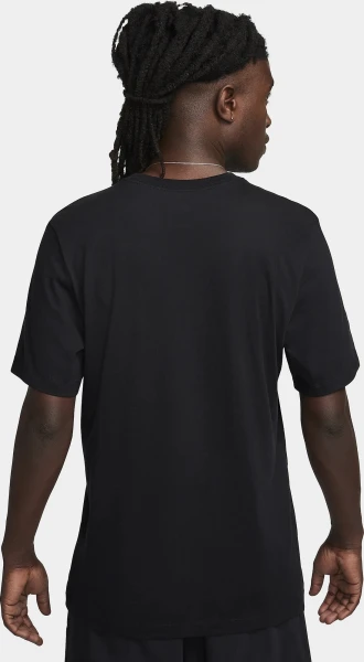 Футболка Nike M NSW TEE 6MO FUTURA чорна FQ7995-010