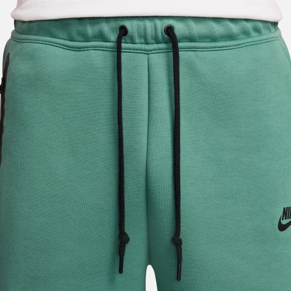 Шорти Nike M NK TCH FLC SHORT зелені FB8171-361