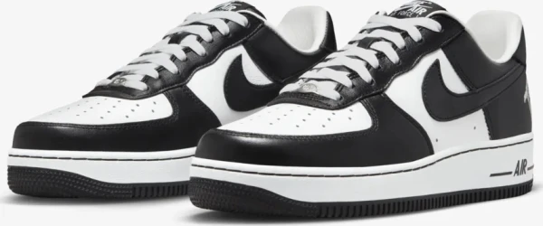 Кросівки Nike AIR FORCE 1 LOW QS TS чорно-білі FJ5756-100
