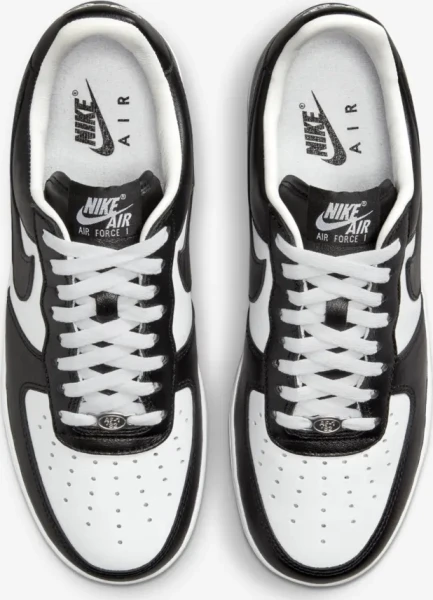 Кросівки Nike AIR FORCE 1 LOW QS TS чорно-білі FJ5756-100