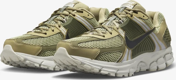 Кроссовки Nike ZOOM VOMERO 5 оливковые FJ1915-200