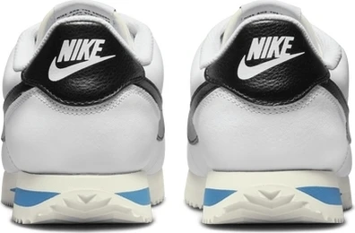 Кроссовки женские Nike W NIKE CORTEZ бело-черные DN1791-100