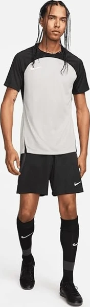 Футболка Nike DF STRKE III JSY SS серо-черная DR0889-052
