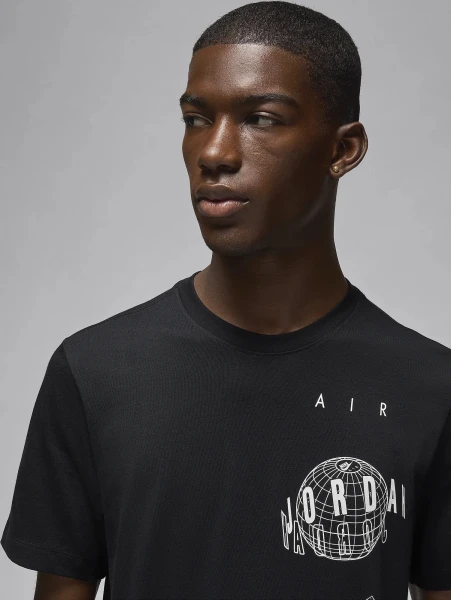 Футболка Nike M J BRAND LOGO STACK SS CRW черная FN6027-010