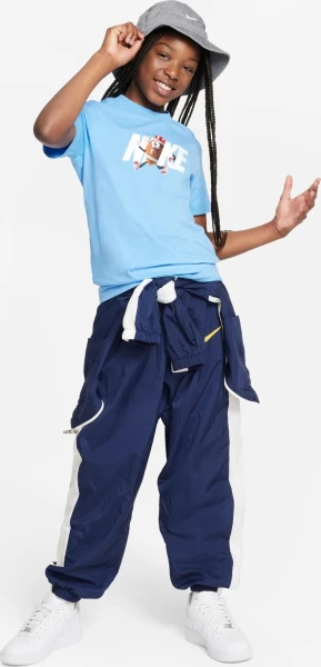 Футболка подростковая Nike K NSW TEE FOOTBALL BALL FA23 голубая FD3971-412