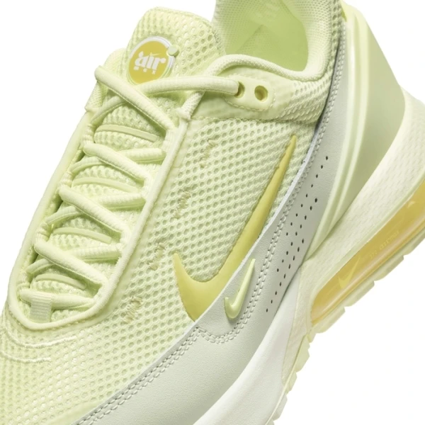 Кросівки жіночі Nike AIR MAX PULSE салатові FD6409-300